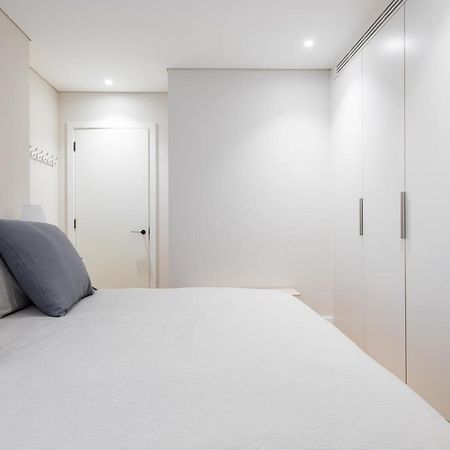 VI Castle Lane Appartement Londen Buitenkant foto