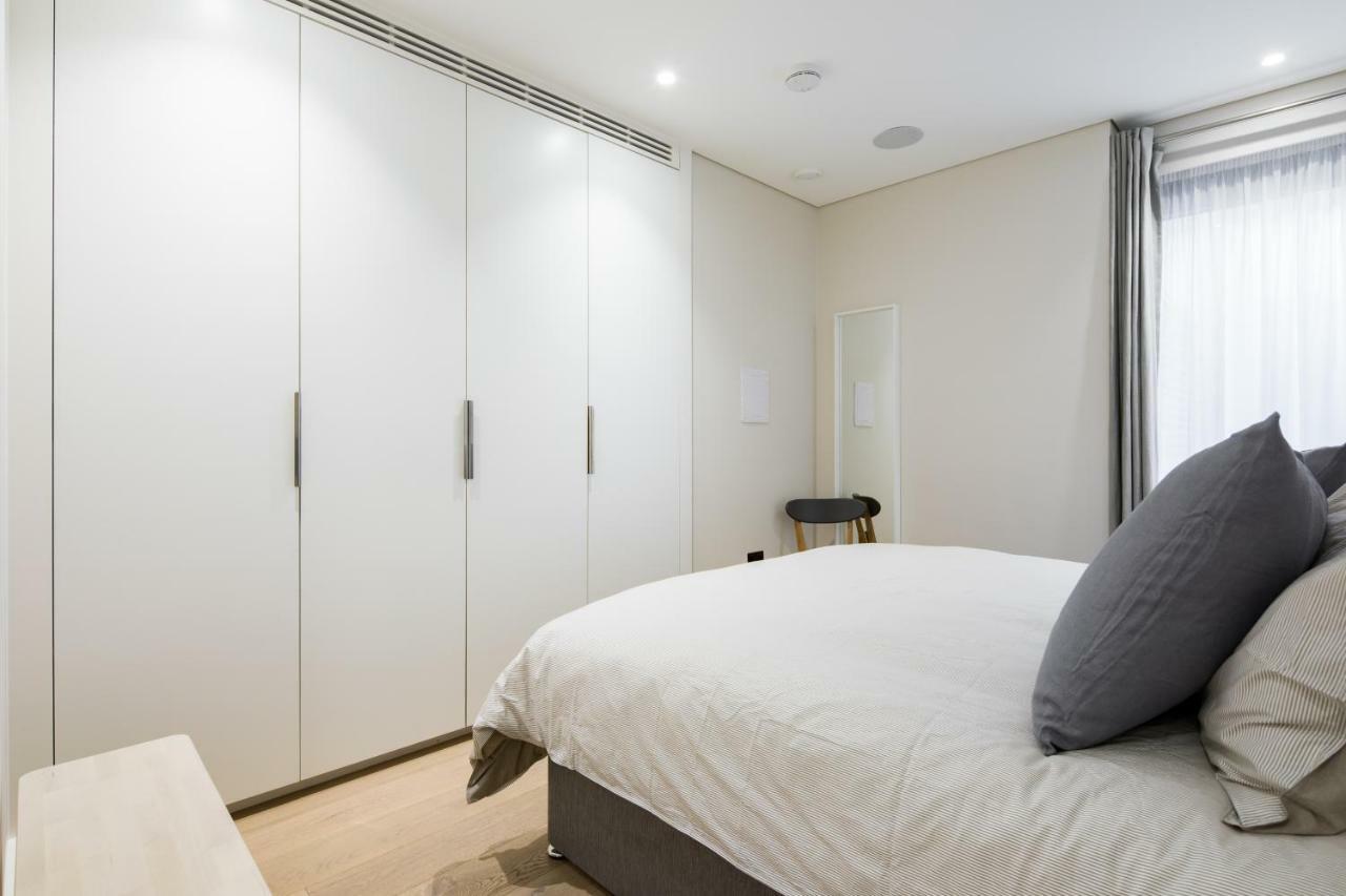 VI Castle Lane Appartement Londen Buitenkant foto