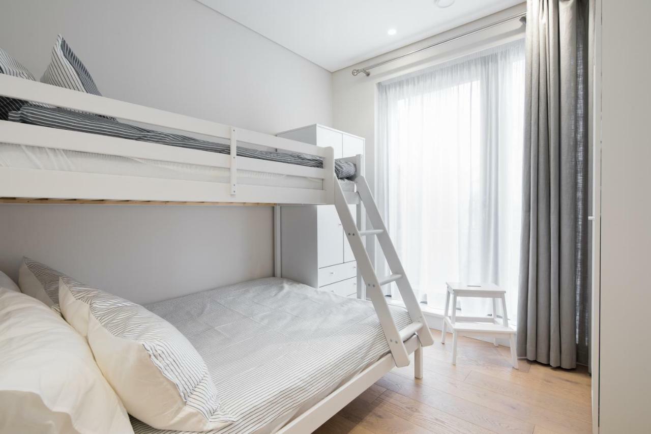 VI Castle Lane Appartement Londen Buitenkant foto