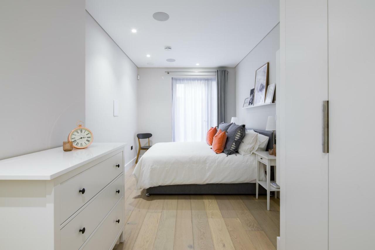 VI Castle Lane Appartement Londen Buitenkant foto