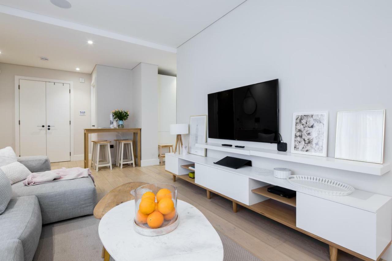 VI Castle Lane Appartement Londen Buitenkant foto
