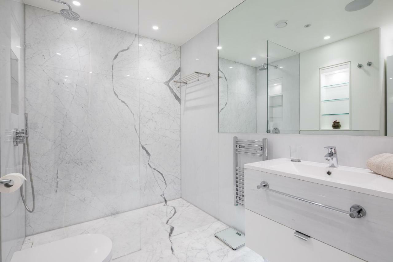 VI Castle Lane Appartement Londen Buitenkant foto