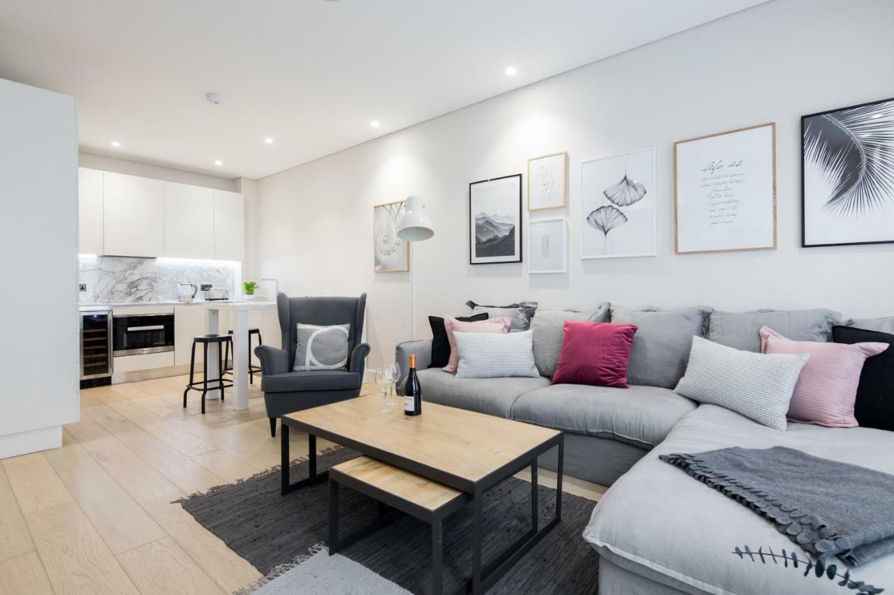 VI Castle Lane Appartement Londen Buitenkant foto