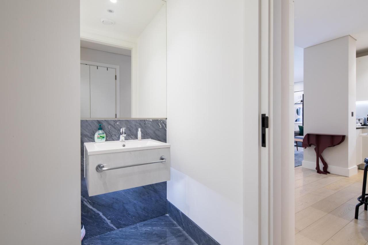 VI Castle Lane Appartement Londen Buitenkant foto